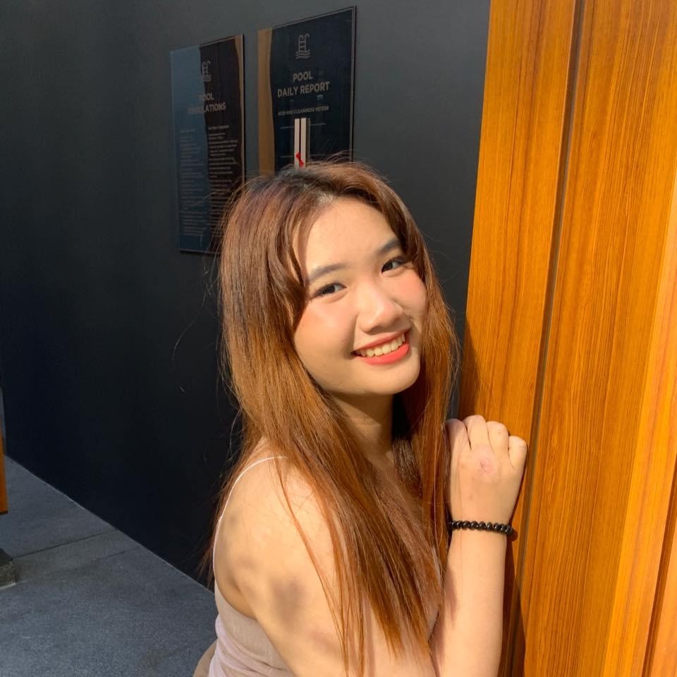 โยษิตา รังษีสุกานนท์ (จีน)